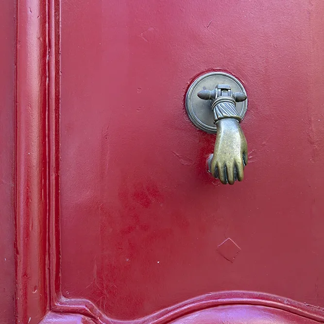 <strong>Les Portes #823 - Aix-en-Provence | 13</strong> <small>© Rémy SALAÜN</small>