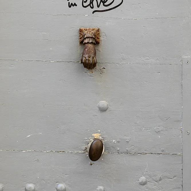 <strong>Les Portes #811 - Arles | 13</strong> <small>© Rémy SALAÜN</small>